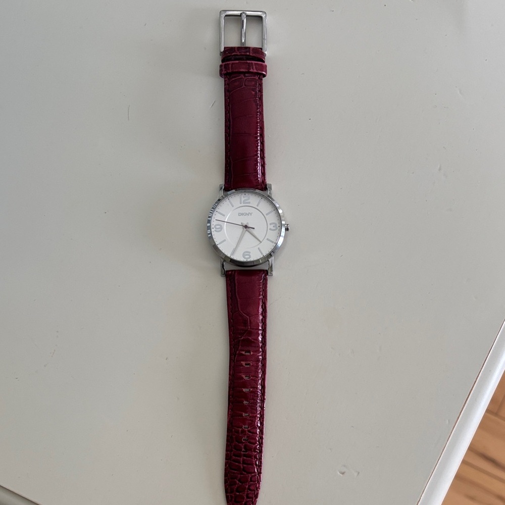 DKNY Maroon Leather Strap Watch